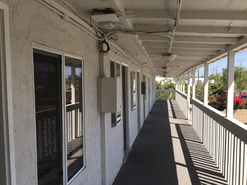 Coast Inn Oceanside Buitenkant foto